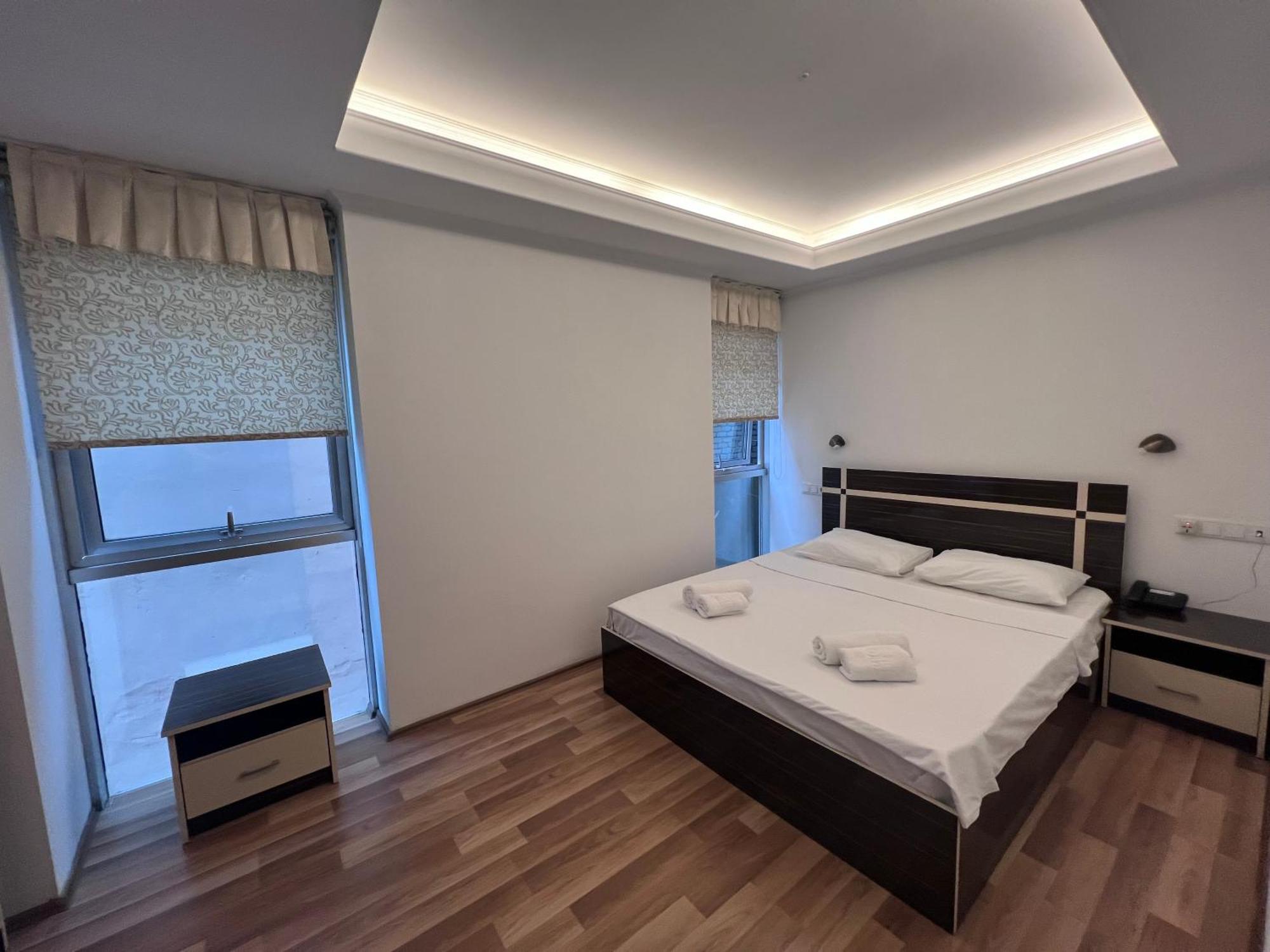 Hotel Argo Батумі Екстер'єр фото