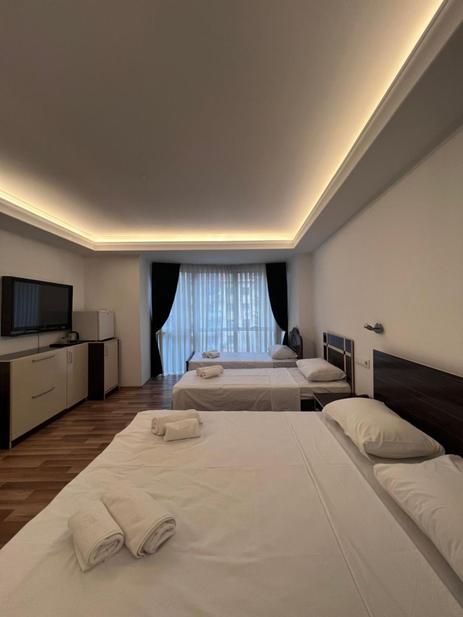 Hotel Argo Батумі Екстер'єр фото