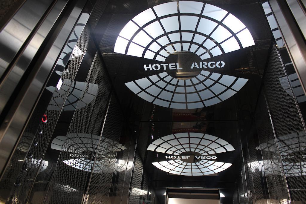 Hotel Argo Батумі Екстер'єр фото